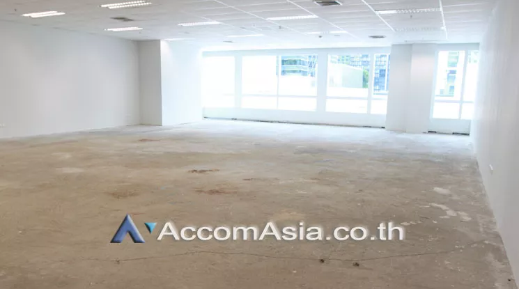  2  Office Space For Rent in Ploenchit ,Bangkok BTS Ploenchit at Athenee Tower AA18057